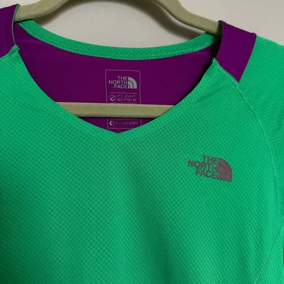 The North Face Flight Series FlashDry Athletic Top XS - Picture 5 of 10